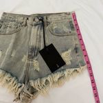 Unif NEW  Women’s Denim Jean Shorts High Rise Distressed Cut-Off Bottoms NWT 27 Photo 3