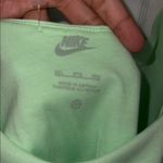 Nike Green slim fit sports bra 3xl NWT Photo 2