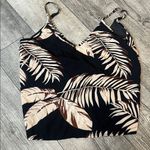 SheIn Large NWOT Leaf Print Twist Back Cami Top, Vacation Style Sleeveless Top Photo 2