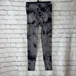 SheIn  Women’s Black Tie Dye 7/8 Compression Leggings with Butt Scrunch Medium Photo 2