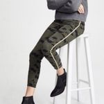 L'Agence L’ AGENCE Margot High Rise Camo with Gold Stripe Skinny Jeans Size 28 Photo 6