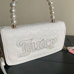 Juicy Couture  White Shoulder Bag with Pearl Handle Photo 0