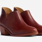 Nisolo Mia Everyday Leather Ankle Booties | size 5 | Auburn Brown Photo 0