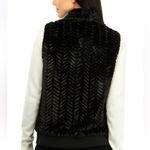 Alfred Dunner  black faux fur vest Size L Photo 1