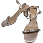Jewel Badgley Mischka Size 7 Pink Champagne Satin Charlee Block Heeled Sandals Photo 3