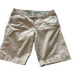American Eagle America Eagle women's size 8 cream color bermuda shorts Photo 0