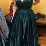 Windsor Emerald Green Prom / Formal Dress Photo 0