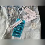Ymi  High Rise Mom Fit Shorts Distressed Denim‎ 100% Cotton Light Wash
Size 3/26 Photo 8