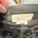 Anthropologie  Womens Ethan Leopard Camo Animal Print Soft Wear Sweater Sz Small Photo 5