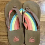 REEF  Ahi Sandals Brown with‎ Rainbow Design Flip Flops 6/7 Photo 0
