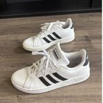 Adidas  Grand Court Cloudfoam Comfort White Black Stripe Sneakers Shoes women's 7 Photo 2