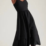 Athleta NWT Elation V-Neck Hybrid Dress Black #601546 Size Large Photo 0