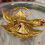 Vintage Unsigned 3D Flower Brooch Photo 10