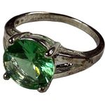 Women Fashion Ring Silver Tone Green Shade Color Stone Size 7.5 Photo 0