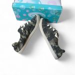 Soda ‎Camo Lace Up Slip On Sneakers Photo 2