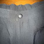 LL Bean Black Active Athletic Shorts Women Elastic Waist Pockets Comfy size 8 Photo 2