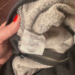 Brandy Melville Black Cropped Zip Up Hoodie Sweatshirt Fleece – Women’s One Size Photo 6