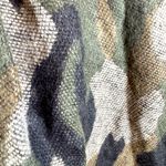 Bebe  asymmetrical blanket shawl Green & Black Camo Photo 5