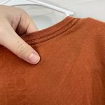 Nike  women's orange slim fit 100% cotton short sleeve casual tshirt shirt active Photo 4