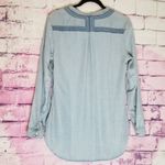 Eddie Bauer DENIM CHAMBRAY TENCEL LYOCELL BLOUSE S Photo 1