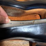 Salvatore Ferragamo  women shoes Gold Horseshoe Accent Pump Black Leather Sz 7.5 Photo 7