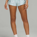 Lululemon  Hotty Hot Low-Rise 2.5" Lined Photo 0