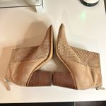 Steve Madden  RUMBLE Leather Cutouts Ankle Heeled Boots Size 8 Photo 4