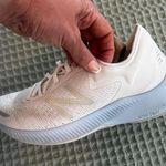 New Balance  Womens Dynasoft Pesu WPESUCW White Running Shoes Sneakers Size 8.5 Photo 4