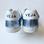 VEJA  Womens Esplar Low Sneakers Metallic Blue Lace Up size 6 Photo 5