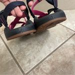 Chacos Chaco Women's Sz 9 Strappy Sports Sandals Pink & Black Outdoors EUC Hiking Photo 4