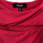 Premise Studio Short Sleeve Redish Pink Tee with Cutout XS Photo 3