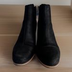 Toms  Women's Black Suede Leather Heeled Ankle Booties Boots Size 11 Photo 2