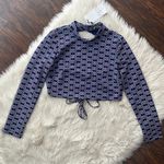 ZARA Geometric Print Open-Back Long Sleeve Crop Top Photo 3
