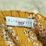 Flynn Skye Justine Romper Women's Medium Orange Floral Puff Sleeve Smocked RTR Photo 4