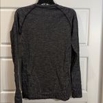 Lululemon  Restless Tight Knit Pullover Heather Black/ Charcoal Grey Size 6 Photo 5
