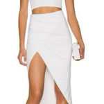 superdown  Lydia White One Shoulder Crop Top & Tulip Hem High Low Maxi Skirt S Photo 0