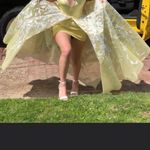 Sherri Hill prom dress Photo 3