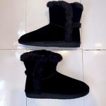 Sugar black micro suede faux fur lined boots. Traction bottoms. Size 7 NWT/Box. Photo 11