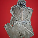 Lucky Brand Y2K  Sweatsuit Open Back Terry Velvet Soft Gray Size Small Cuffed Photo 0