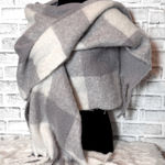 ‎ Gray and Cream Steve Madden winter Scarf women’s Photo 0