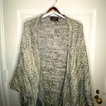 Active USA  Poncho Medium Photo 0