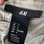 H&M Mini Shorts Size 6 Khaki Button Fly Rolled Leg Classic Staple Photo 2