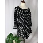cha cha vente  Black & White Striped Asymmetrical Knit 3/4 Sleeve Tunic M Photo 4
