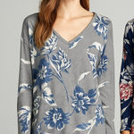 Gap Women’s Lightweight Floral Sweater Bundle Gray & Navy Long Sleeve Size Small Photo 0