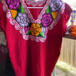 Stunning red embroidered Mexican blouse with beautiful flowers Size M Photo 10