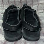 Croft & Barrow  Black Women’s Closed-Toe Sandals for Active‎ Wear Photo 6