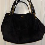 HOUSE OF HARLOW 1960 BLACK SUEDE BAG WITH SHOULDER STRAP AND GOLD TONED HANDLE Photo 5