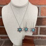 Flower Pinwheel Necklace and Earring Set with Faux Turquoise Silver Photo 1