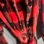 PINK - Victoria's Secret Vs pink red Buffalo check fuzzy robe Photo 5