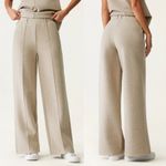 OGL | FuzzLuxe Everyday Soft Sculpt Wide Photo 1